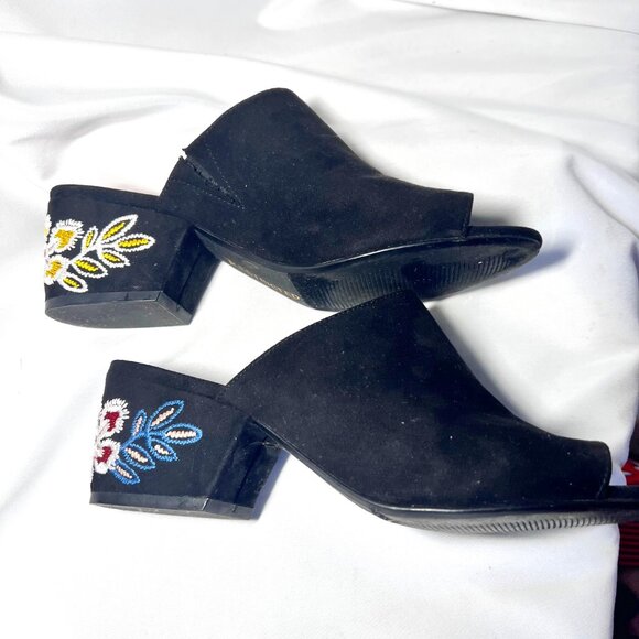 Restricted Women's Slip On Block 2 1/2" Heels-Black Floral Embroidered-Open Toe - Picture 7 of 16